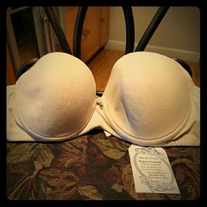 Victoria Secret strapless Bra