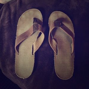 Brown hemp rainbow sandals