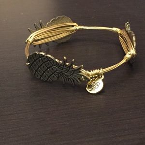 Bourbon & Bowties bracelet