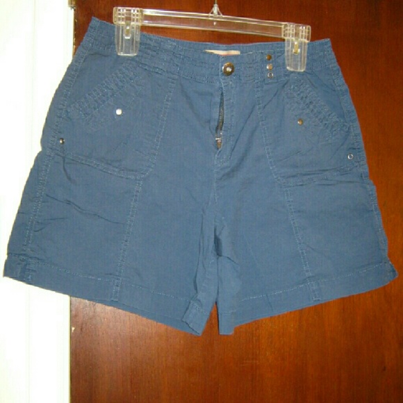 Khakis & Co blue shorts