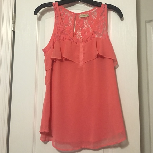 Cremieux pink top with lace detail!