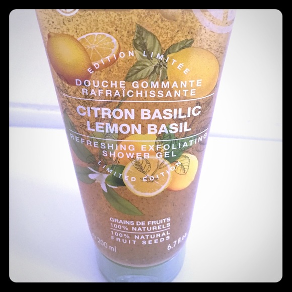 Refreshing exfoliating shower gel LEMON BASIL