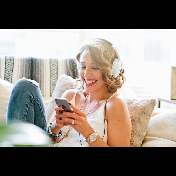 ...but tonight, I'm cleaning out my closet π - Picture 2 of 4