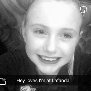 Meet your Posher, Lori