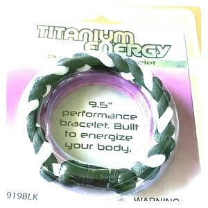 Energy performance bracelet golf