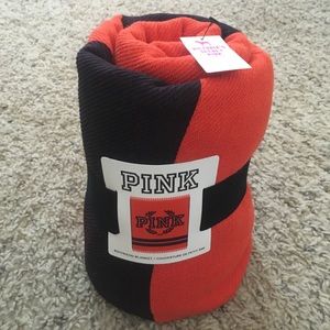 VS PINK Boyfriend blanket