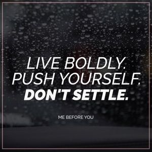 Meet your Posher, Carolina