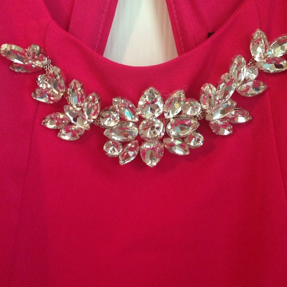 Pink dress - Picture 2 of 4