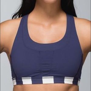 Lululemon Run Stuff your Bra size 4