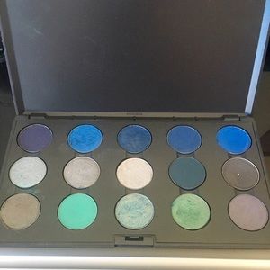 MAC Cosmetics eyeshadow palette
