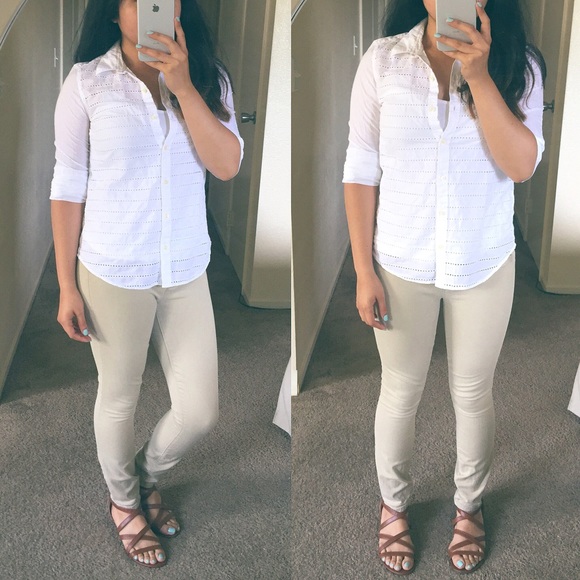 Gap eyelet button up top