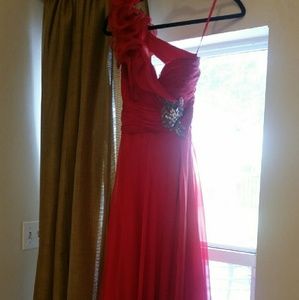 One shoulder formal red dress