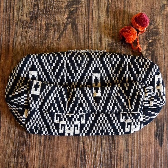 Southern Girl Fashion Handbags - EMBROIDERED BAG Geometric Ethnic Mini Pouch Clutch