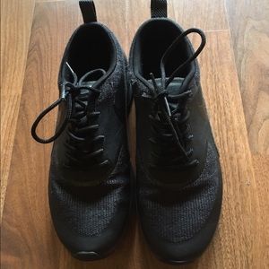 RESERVED Blackout Nike Air Max Thea