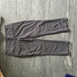 Nike cropped leggings