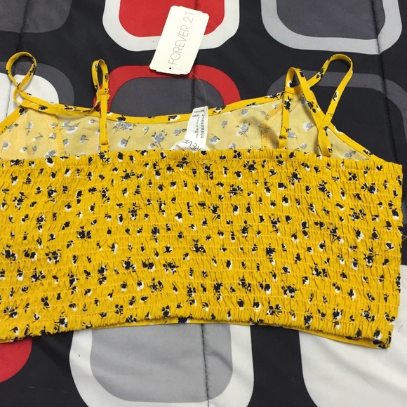 Top - Picture 2 of 2