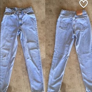 Vintage Levi mom jeans