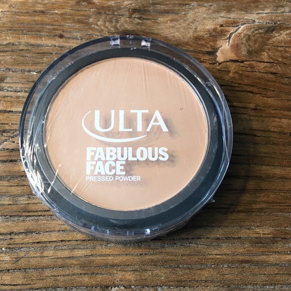 Ulta Pressed Powder Light to Medium SEALED