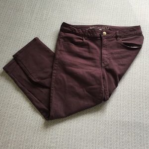 Hi-Rise Jegging Crop