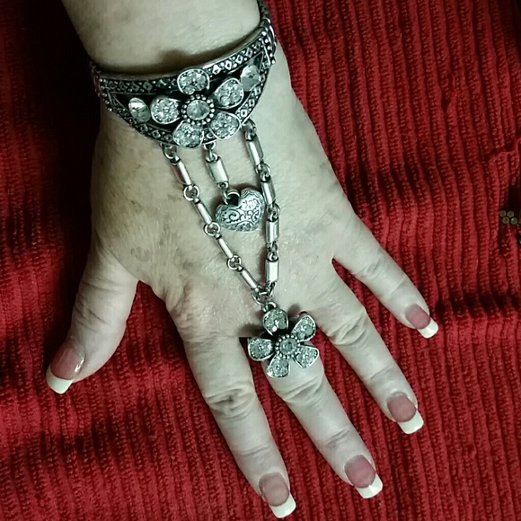 Rhinestone bracetet/ring combo
