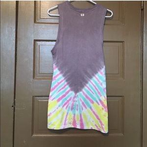 Never worn sleeveless billabong dress!