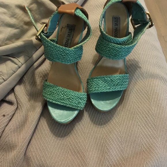 Steve Madden blue wedges