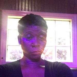 Meet your Posher, Rhea