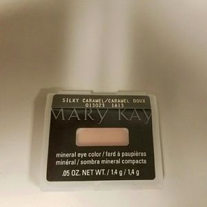 Mary Kay Mineral Eye Color -  Silky Caramel