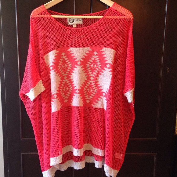 L&B Tops - Coral Mesh Top