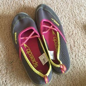 Never worn speedo water shoes!