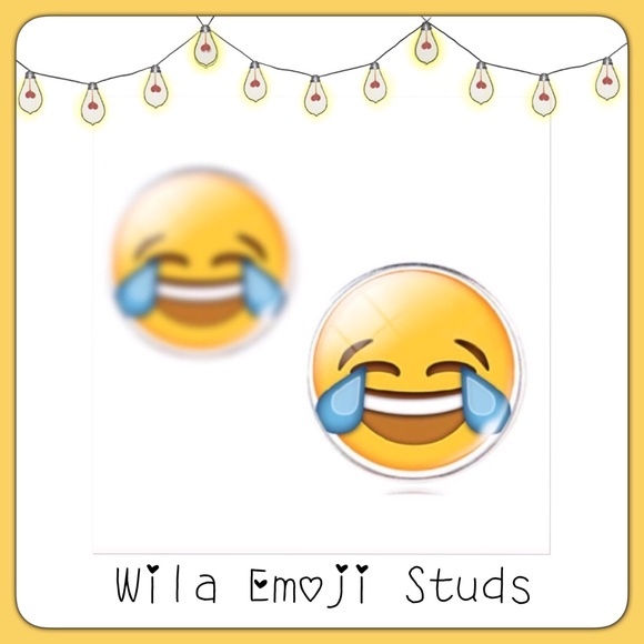 🔵🎋 Wila Laughing Emoji Stud Earrings