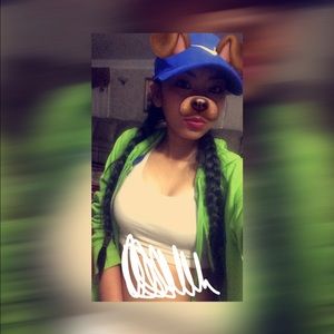 Meet your Posher, Malena