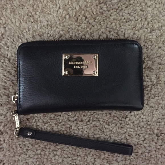 Micheal Kors Wallet