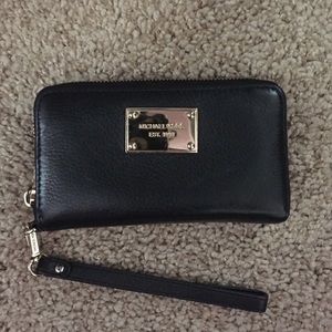 Micheal Kors Wallet
