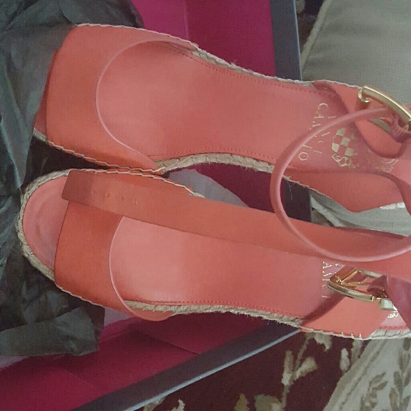 Wedge sandal - Picture 1 of 4