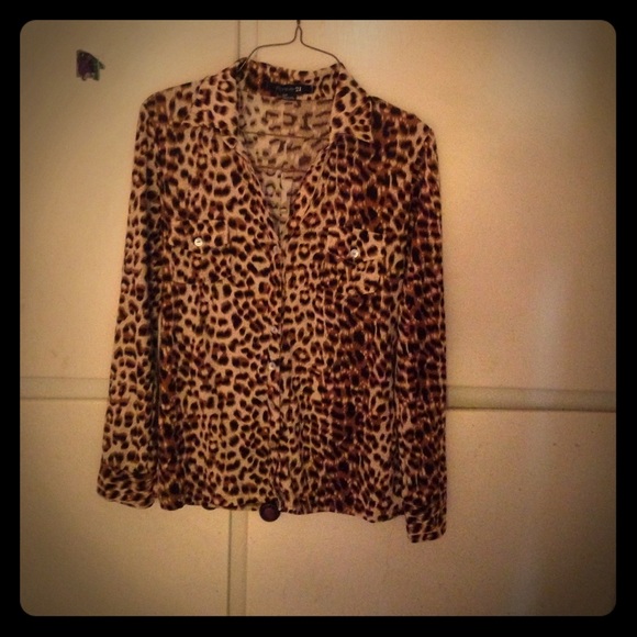 Forever 21 button up shirt