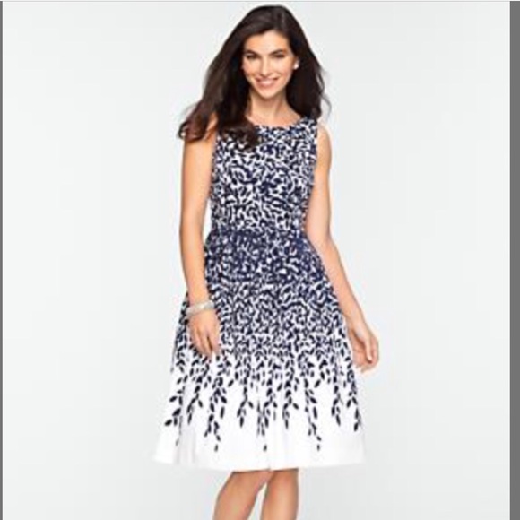 Talbots Dresses & Skirts - 💕BEAUTIFUL DRESS💕