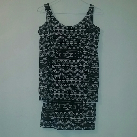 NOLLIE tribal / aztec body con dress