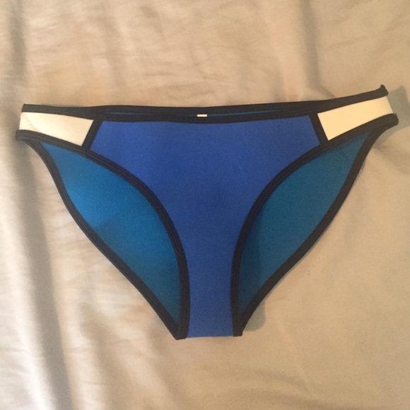 Triangl bathing suit bottoms