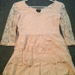 Lace rue 21 shirt