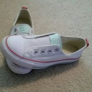 Converse slip on