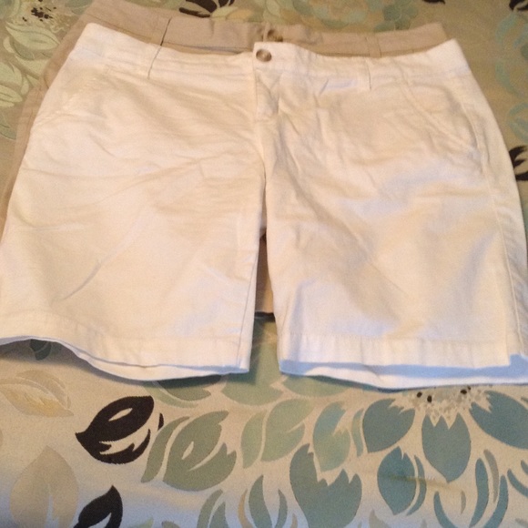 Aeropostale Pants - 2 pair of shorts part of the 2/$15 SALE