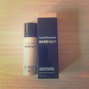 BareMinerals Bareskin Brightening Serum Foundation