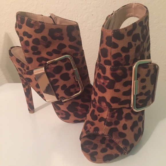 Leopard booties