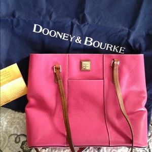 Dooney and Bourke pebble leather purse