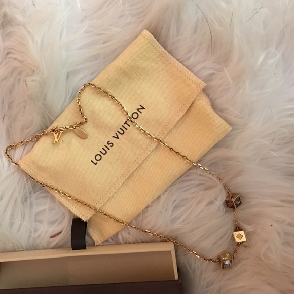 Louis Vuitton necklace - Picture 1 of 2