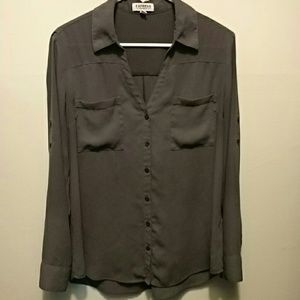 Easy grab-an-go button down