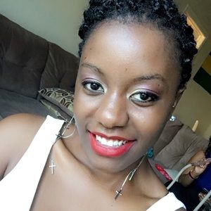Meet your Posher, Mutale