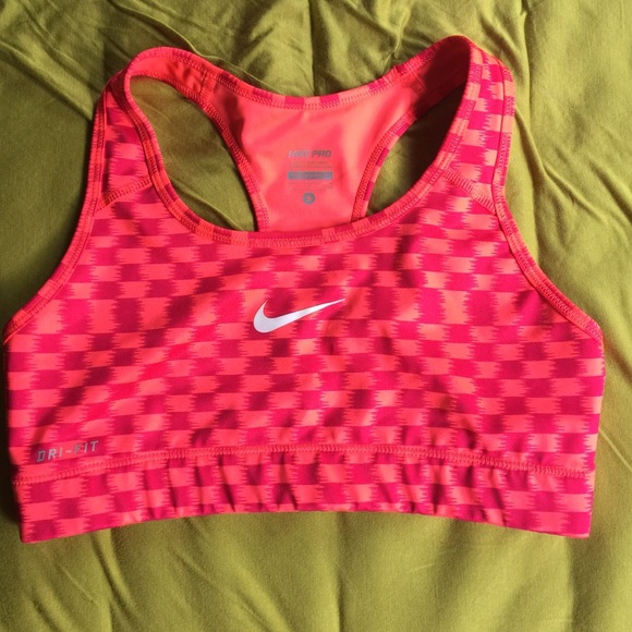 Nike Pro sports bra size small