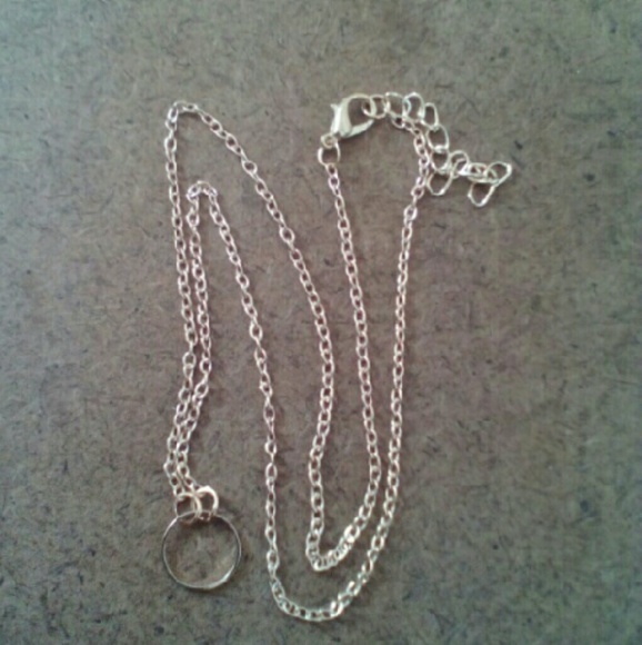 Silver Karma circle necklace - Picture 2 of 3